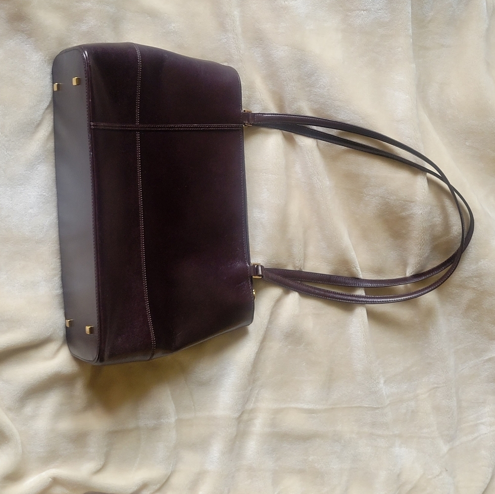 Handbag - Picture 1 of 3
